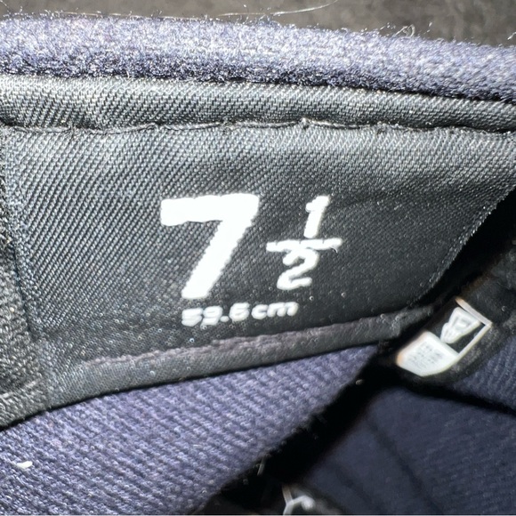 New Era 59FIFTY Teal/Navy Seattle Mariners Authentic Collection On Field 7-1/4 - Picture 7 of 8